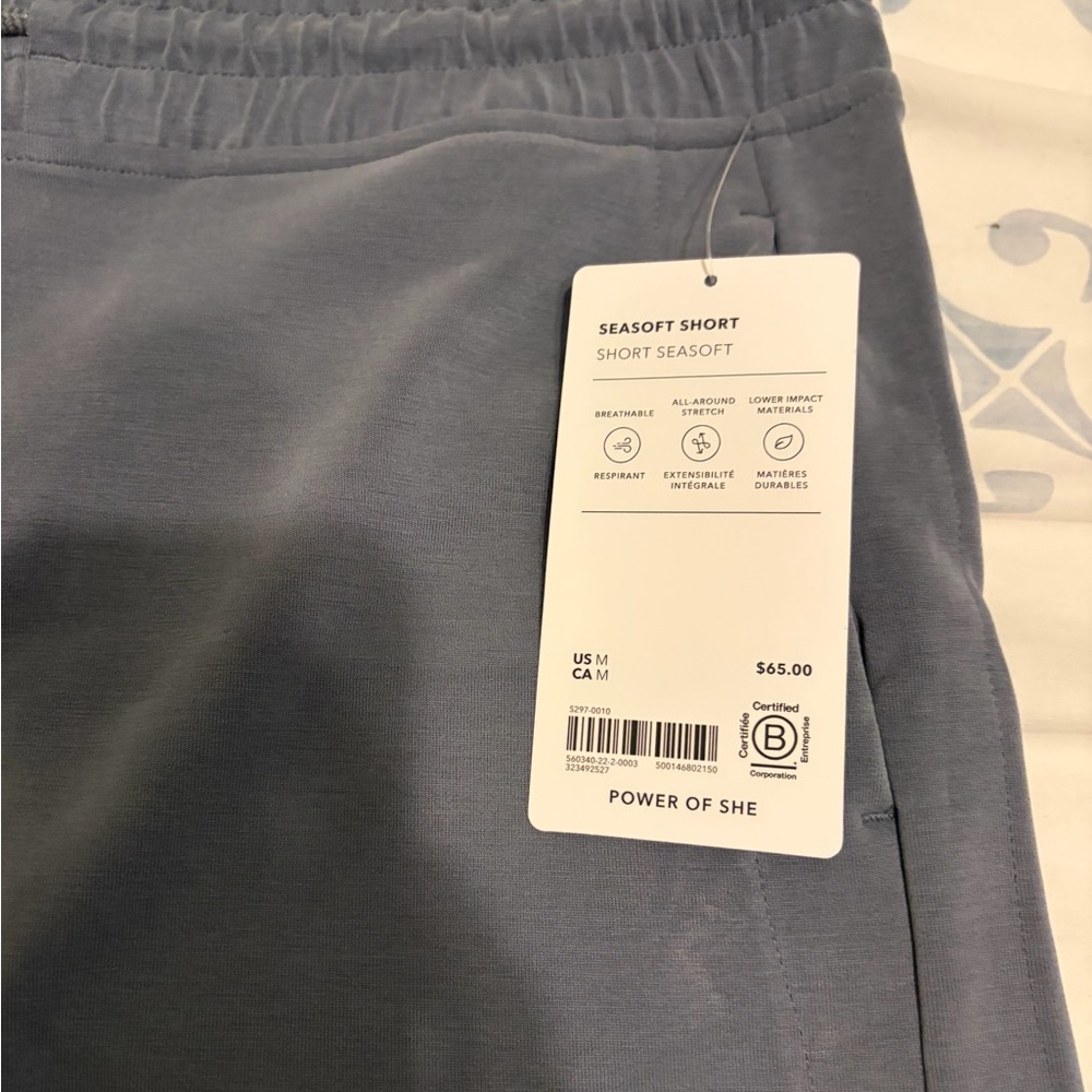 ATHLETA Seasoft Mid Rise 4” Short - Picture 3 of 6